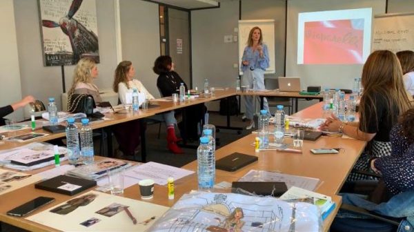 Curso Consultoria de Imagem / Personal Stylist - 9 a 13 Setembro 2024 em Paris - Image 5